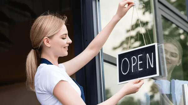 Challenges SMEs Face in Attracting Customers in social media platforms